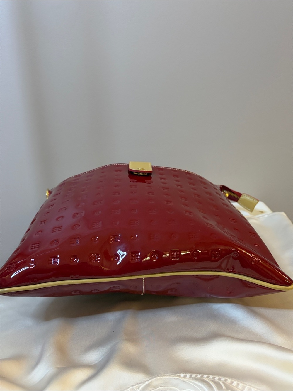 Arcadia Red Patent Tote with Cream Handles - Picture 4 of 7